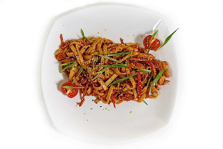 Удон со свининой